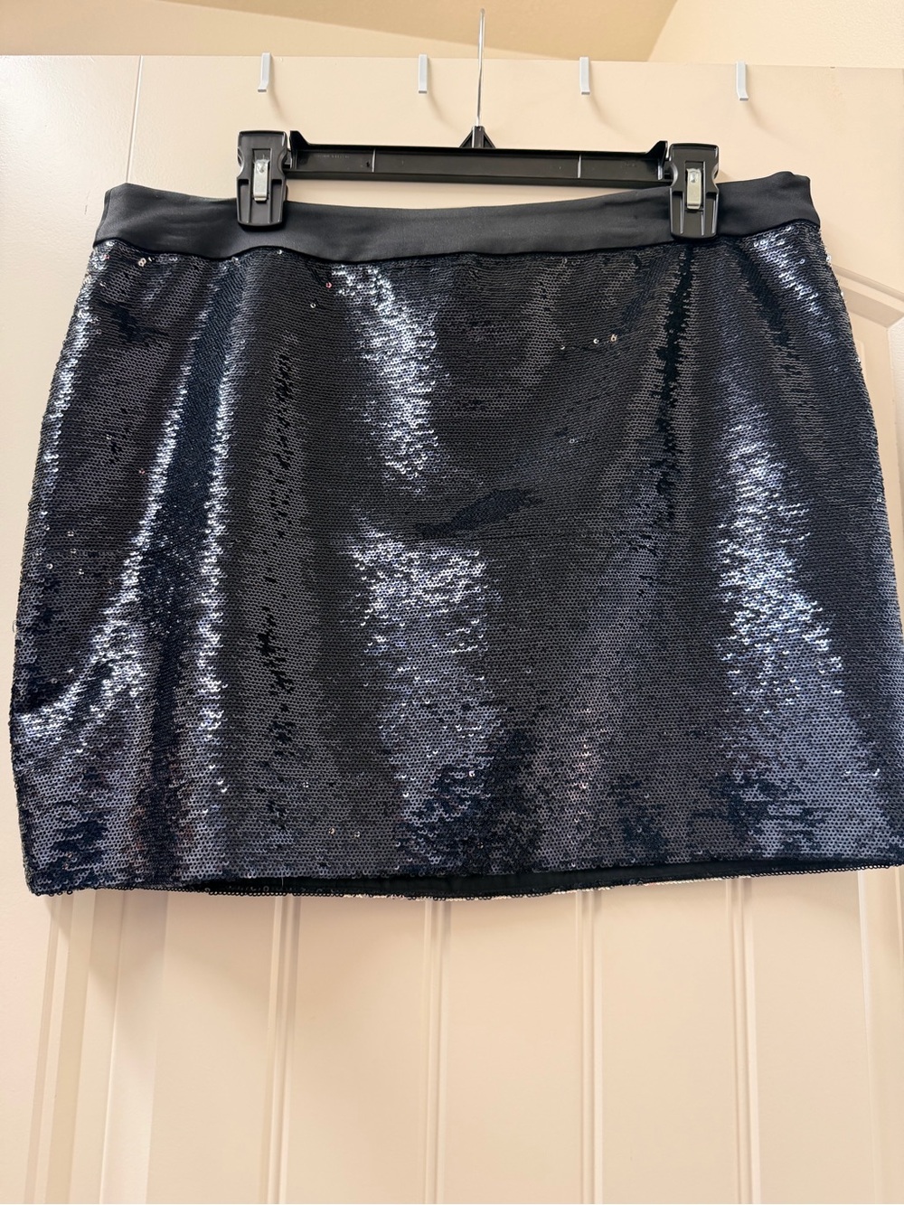 Trina Turk Black Sequin Mini Skirt size 10